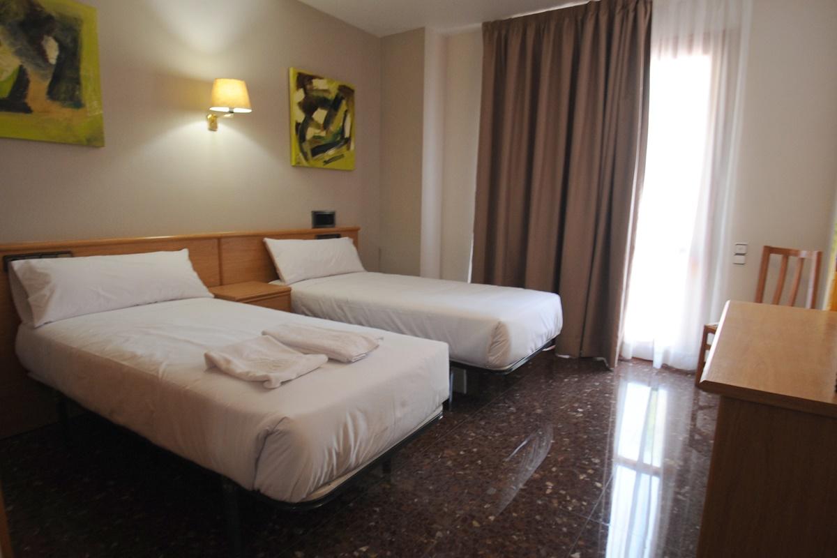 La Imperial Hotel Luceni Luaran gambar