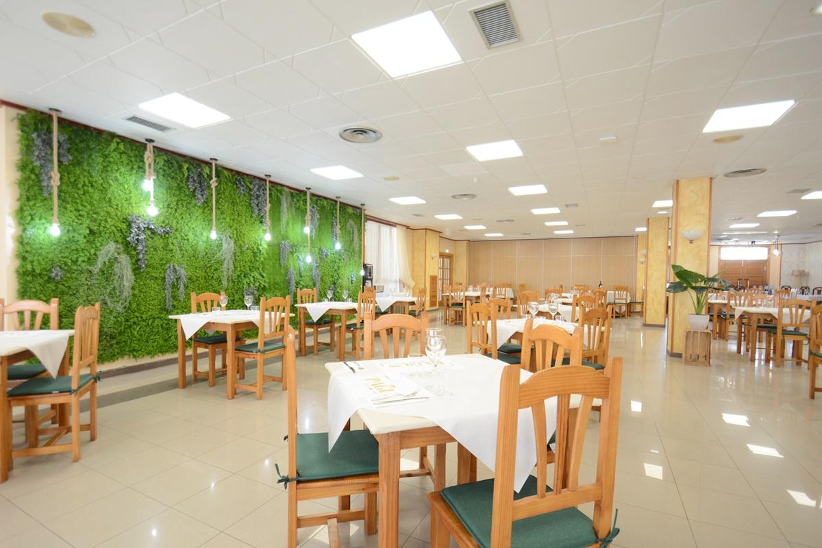 La Imperial Hotel Luceni Luaran gambar